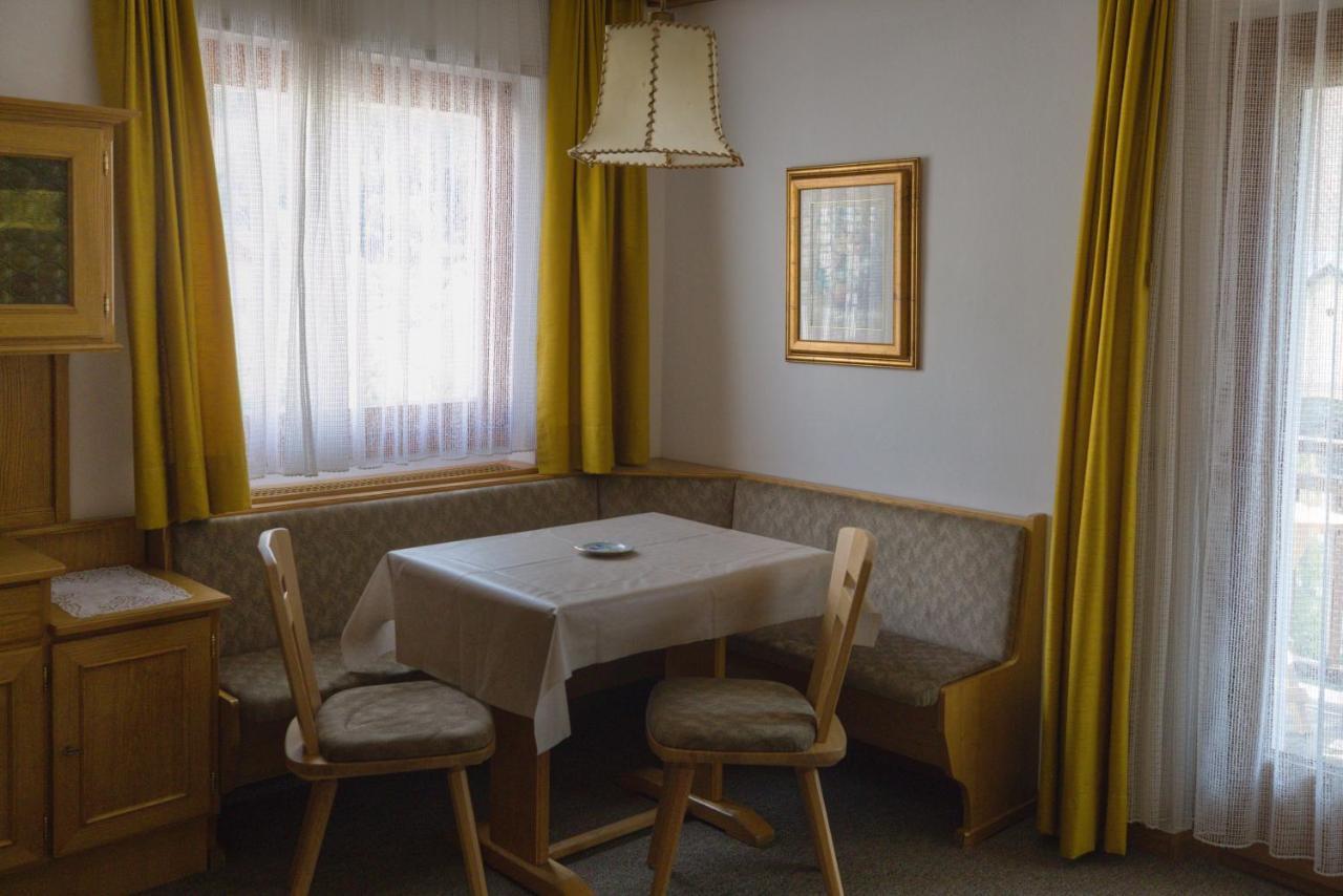 Villa Ula Verda- Apartments Marianna Santa Cristina Val Gardena ภายนอก รูปภาพ