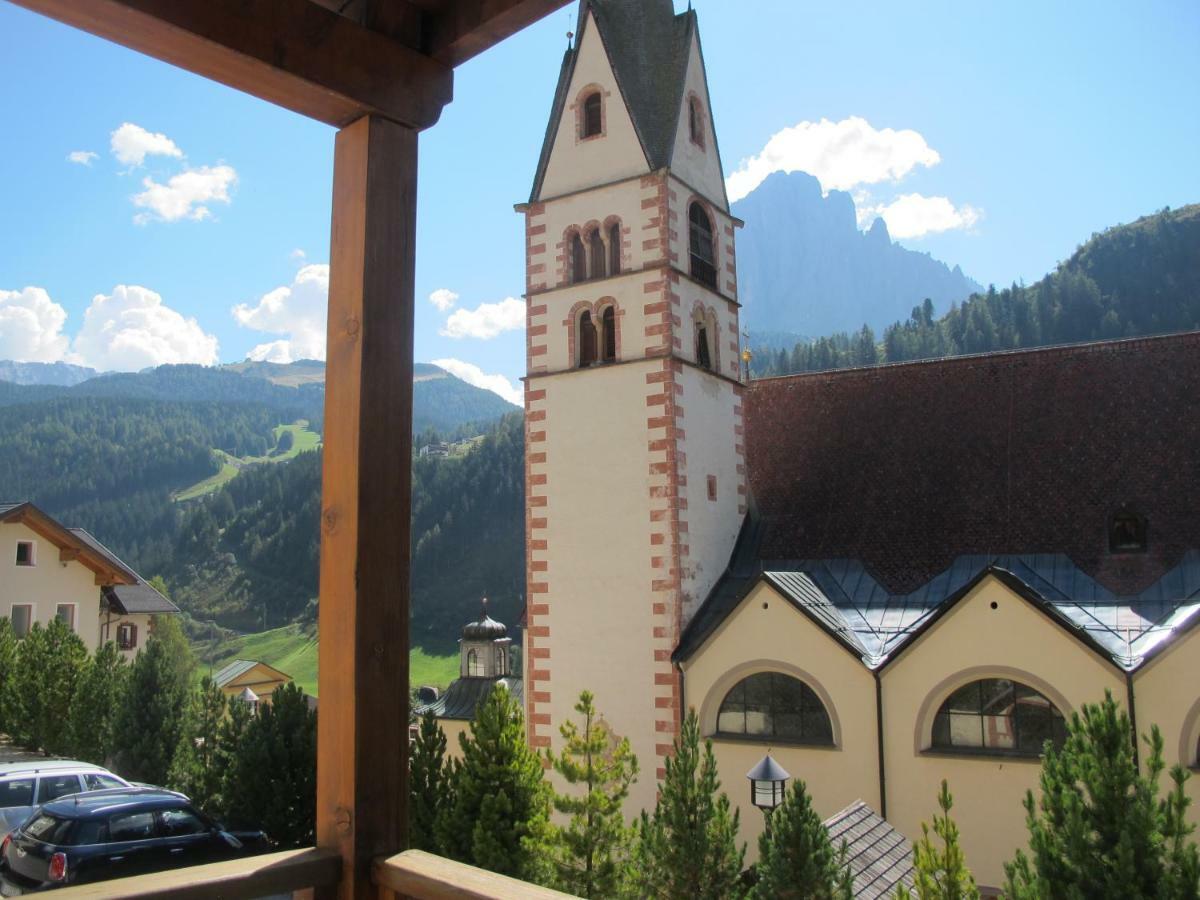 Villa Ula Verda- Apartments Marianna Santa Cristina Val Gardena ภายนอก รูปภาพ